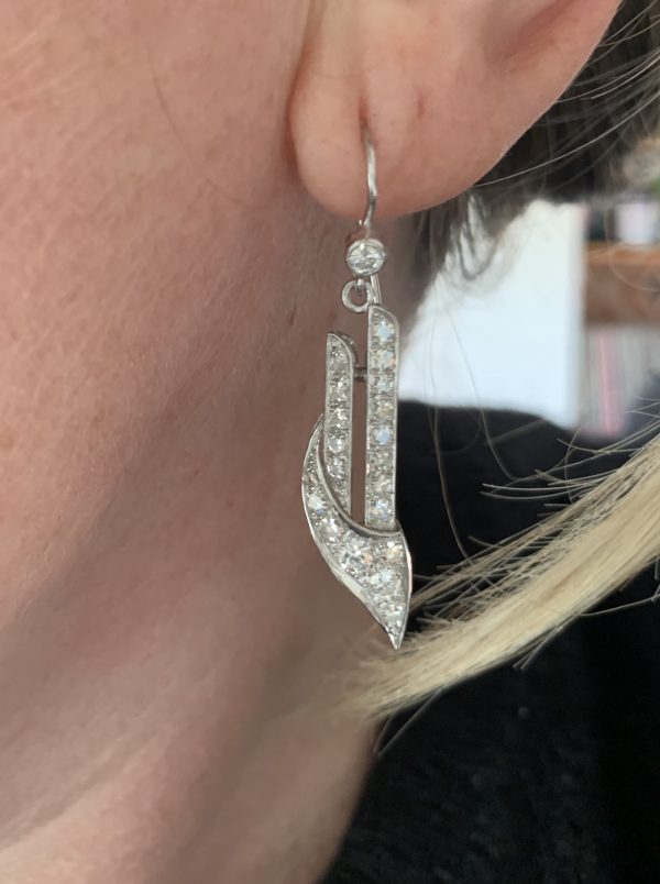 Art Deco diamond drop earrings Platinum | Jewellery Discovery