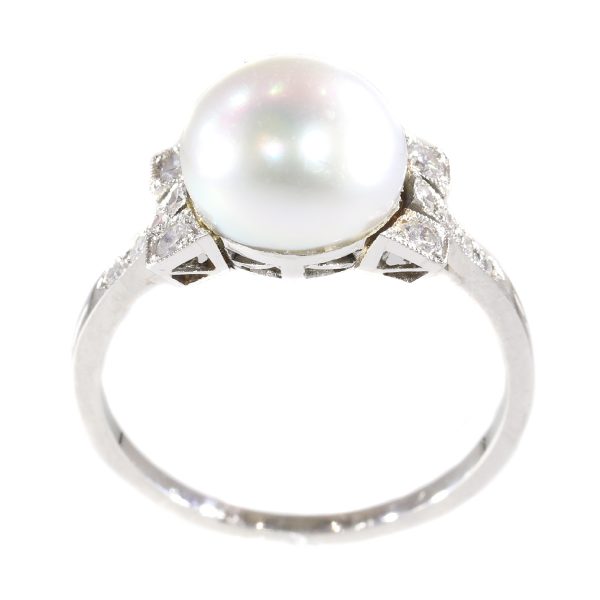 Antique Art Deco Ring with Large Pearl and Diamonds