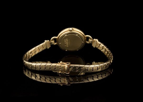 Vintage Chopard Ladies 18ct Yellow Gold Manual Watch with Diamonds, 1.35 carats, Circa 1980s