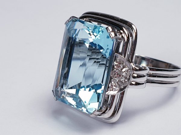 Art Deco Aquamarine and Diamond Dress Ring, 14.80 carats