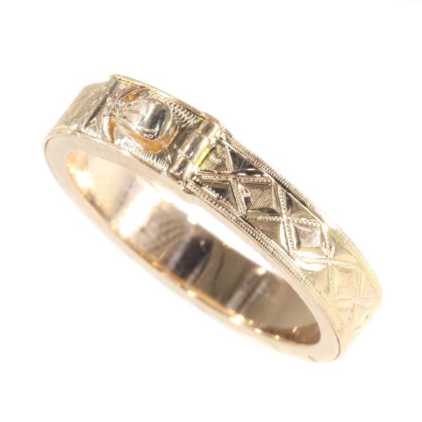Antique Victorian 18ct Gold Ring with Secret Compartment