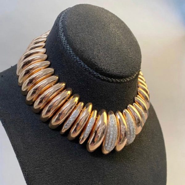 Vintage Diamond and 18ct Yellow Gold Collar Necklace; graduated torpedo shaped links, with five links pavé set with 5.50 carats round brilliant-cut diamonds, Circa 1960