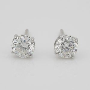 1.65ct Round Brilliant Cut Diamond Stud Earrings, IGN Certified