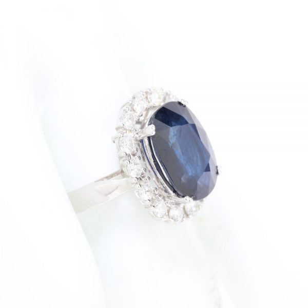 Vintage 3.50ct Oval Sapphire and Diamond Cluster Ring in 18ct White Gold, Circa 1970s