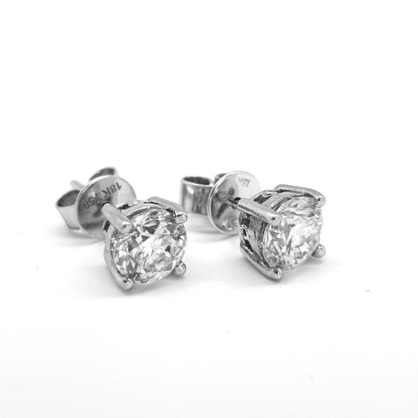 Diamond Stud Earrings in 18ct White Gold