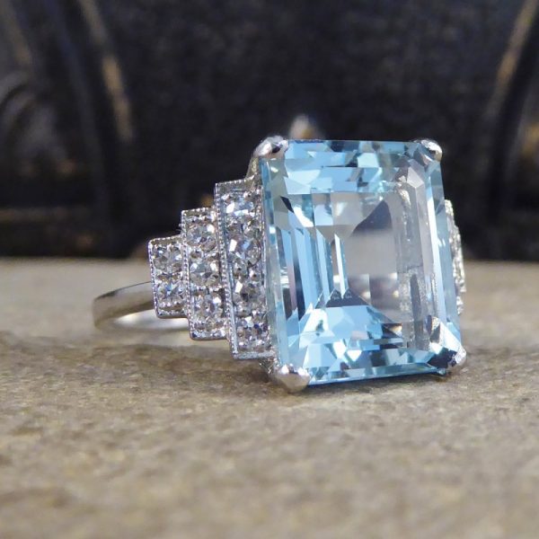 Art Deco Style 5.50ct Aquamarine and Diamond Ring - Jewellery Discovery