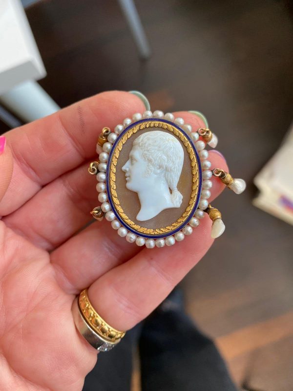 Antique Georgian Cameo Brooch with Pearls