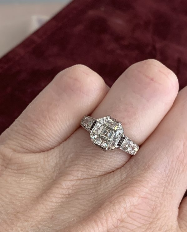 asscher cut diamond ring Art Deco 1920's