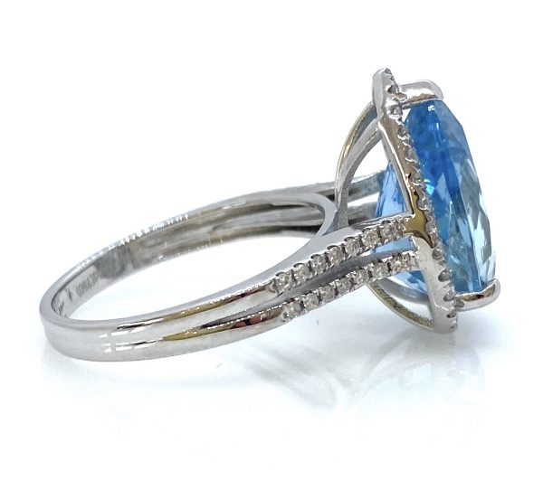 4.77ct Aquamarine and Diamond Pear Shaped Cluster Cocktail Ring in 18ct White Gold