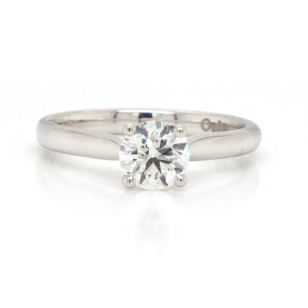 Single Stone Diamond Engagement Ring in Platinum; featuring a certified 0.70 carat H colour VS2 clarity round brilliant-cut diamond, with IGI certification