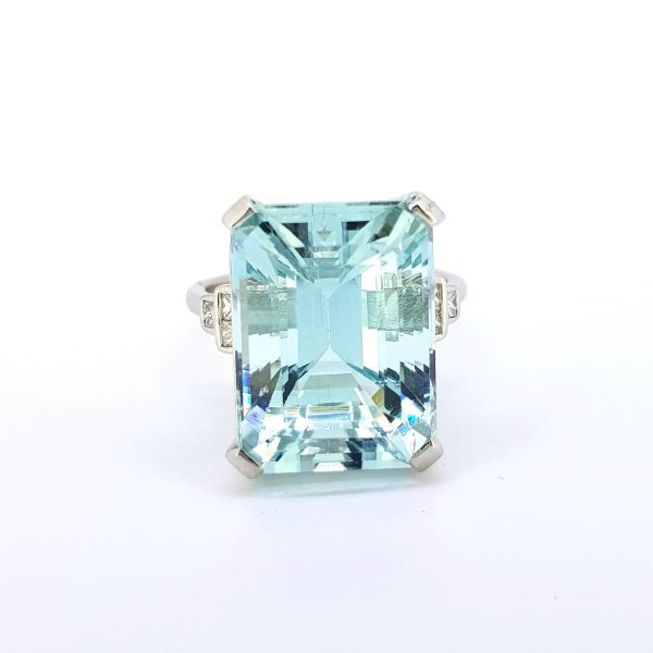 17ct Aquamarine Cocktail Ring with Diamond Shoulders