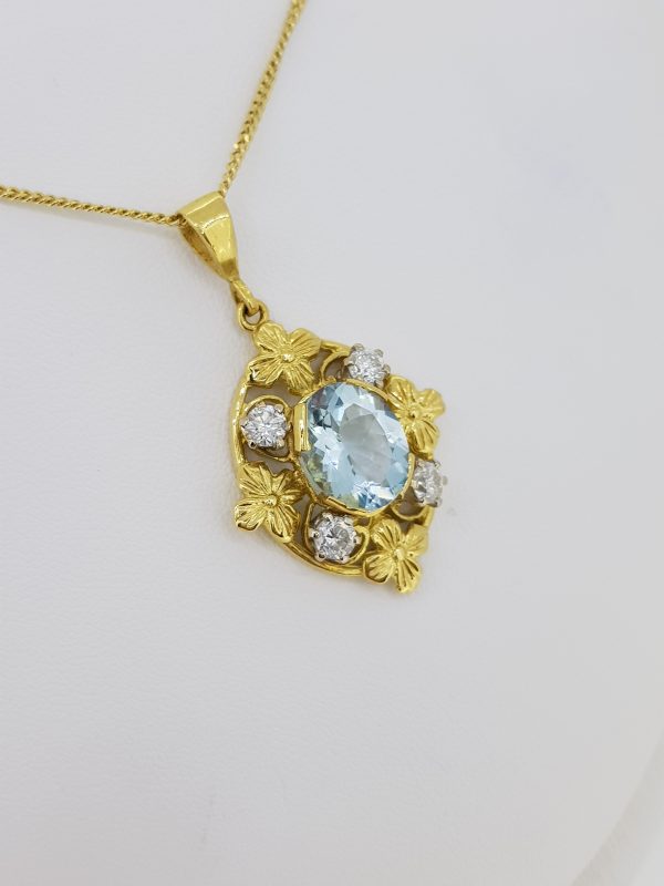 Vintage 1940s Aquamarine and Diamond Pendant in 18ct Yellow Gold