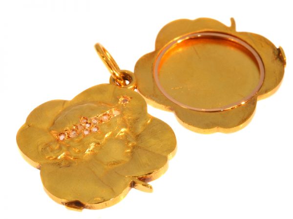 Antique Art Nouveau 18ct Gold Diamond Set Locket Pendant