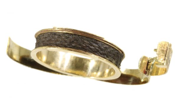 Antique Victorian 18ct Yellow Gold Hidden Compartment Ring