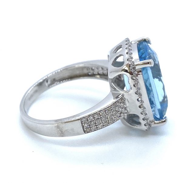 6.21ct Aquamarine and Diamond Dress Ring, in 18ct white gold with pierced heart detail to under-gallery