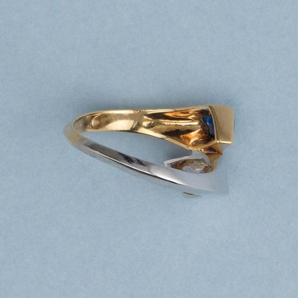 Illario Diamond and Sapphire Toi et Moi Ring; 18ct bi-colour gold set with two triangle shaped sapphires and two triangle shaped diamonds. Master mark Illario, Italy