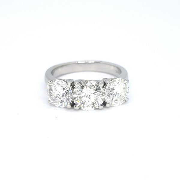 Traditional Three Stone Diamond Ring in Platinum, 2.85 carat total