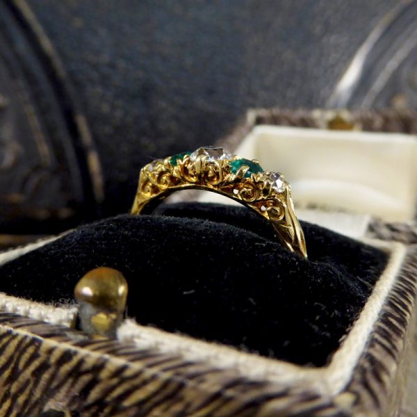 Antique Late Victorian Emerald and Diamond Five Stone Ring