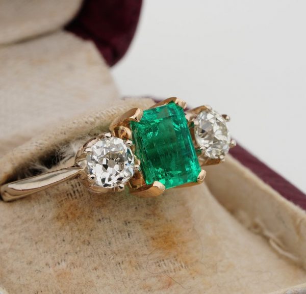 Vintage 1940s 1.60ct Colombian Emerald and 1.20ct Old Mine Cut Diamond Ring