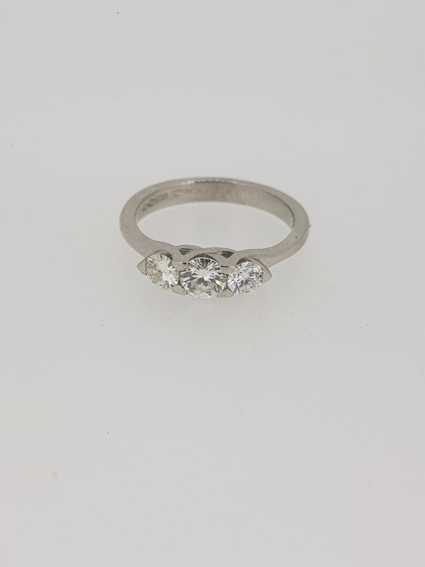 Diamond Three Stone Ring in Platinum, 0.80 carat total, three G colour VS2 clarity round brilliant-cut diamonds mounted in platinum