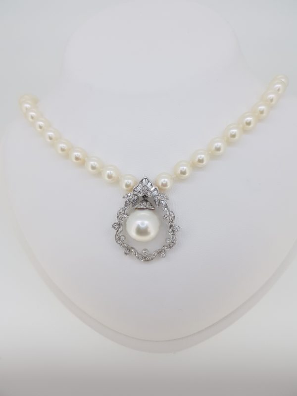South Sea Pearl and Diamond Pendant Necklace