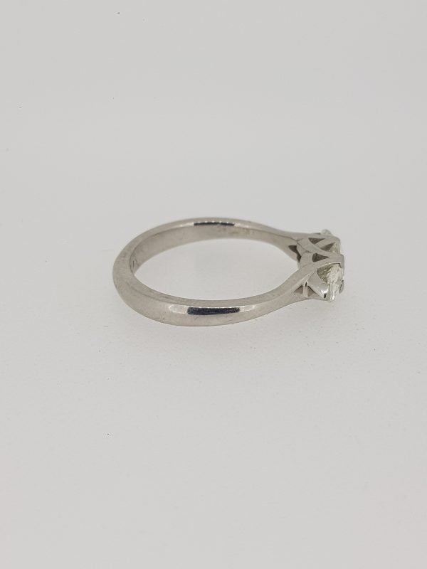 0.80ct Diamond Three Stone Ring in Platinum G VS2