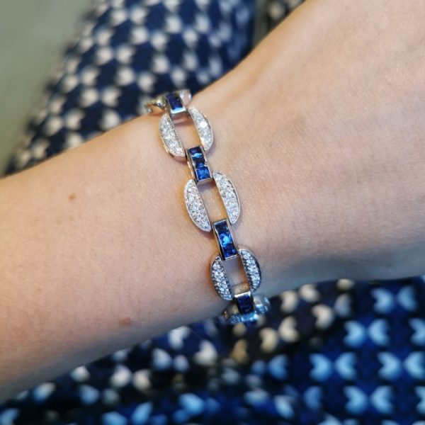 Sapphire and Diamond Oval Link Bracelet in Platinum, 2.99 carats