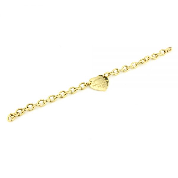 Tiffany and Co 18ct Yellow Gold Bracelet; with Please return to Tiffany & Co New York heart charm, Circa 2013, original Tiffany & Co box
