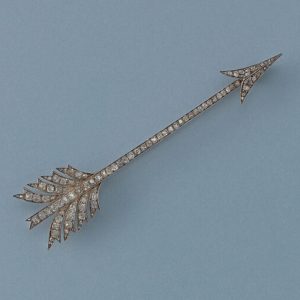 Antique Victorian Old Cut Diamond Arrow Brooch, 5.44 carat total, set with 114 old cut diamonds in silver and 18ct gold, In original case by the Linzeler Frères, 1885-1889, Paris, France