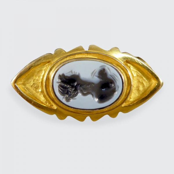 Antique Victorian Carved Intaglio Agate Ring