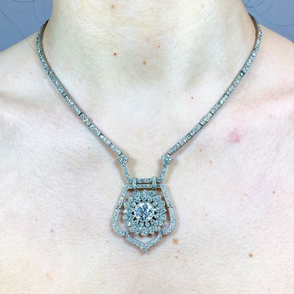 Art Deco Old Cut Diamond Necklace, 18.75 carats