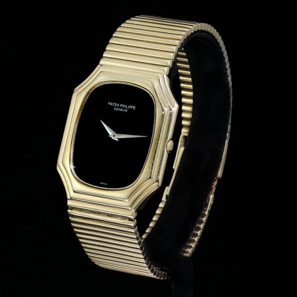 Vintage Patek Philippe 18ct Yellow Gold Manual Wind Watch with Black Onyx Dial, Circa 1970s