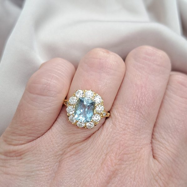 Vintage 2.50ct Aquamarine and Diamond Cluster Ring in 18ct Yellow Gold