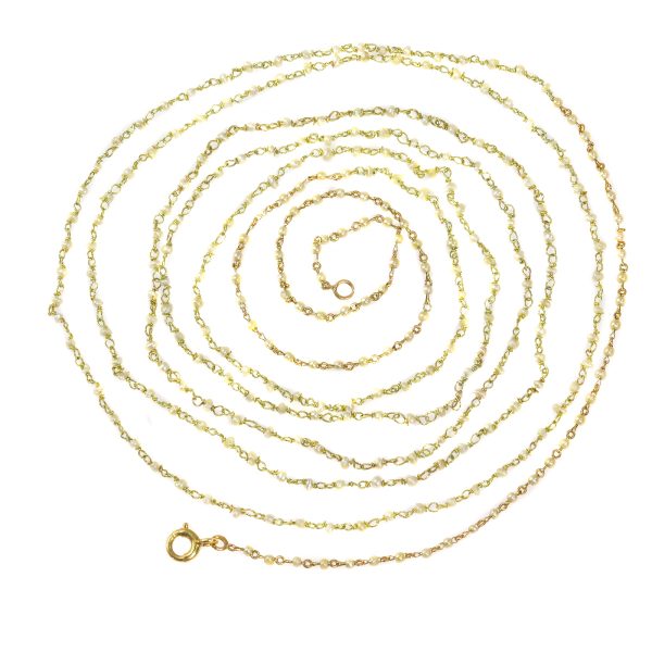 Antique French 18ct Gold Fine Necklace with Natural Seed Pearls, 19th century Circa 1870
