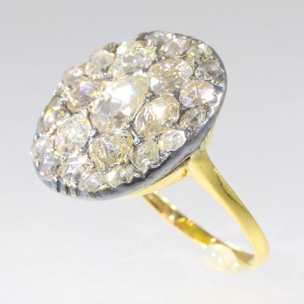 Antique Georgian Rose Cut Diamond Cluster Ring, 18th century Circa 1780