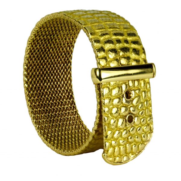 Tiffany and Co 18ct Yellow Gold Crocodile Buckle Bracelet by Angela Cummings; designed as articulated crocodile skin strap with mesh base and buckle closure, Signed