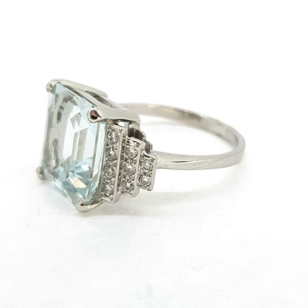 Art Deco Aquamarine and Diamond Dress Ring in Platinum, 5 carats