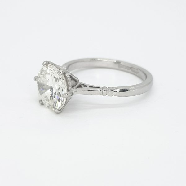 Single Stone Diamond Solitaire Engagement Ring in Platinum, 2.59 carats