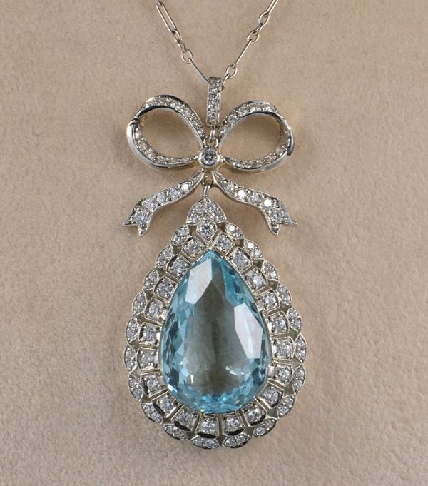 Antique Edwardian 16.40ct Aquamarine and Diamond Rare necklace