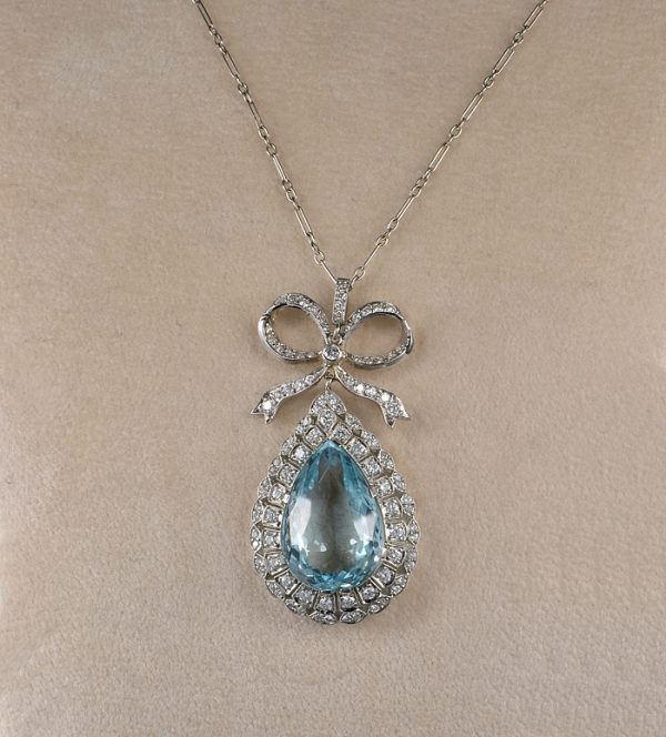Antique Edwardian 16.40ct Aquamarine and Diamond Rare necklace