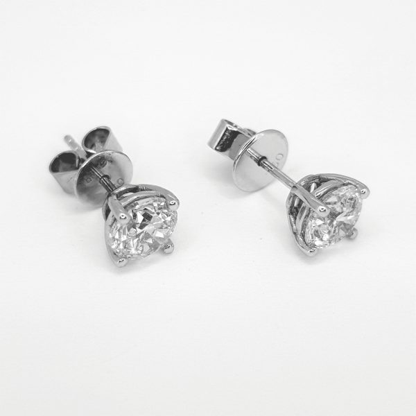 Single Stone Diamond Stud Earrings