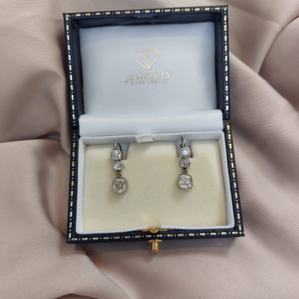 Cushion Cut Diamond Drop Earrings in 18ct Gold, 3.26 carat total