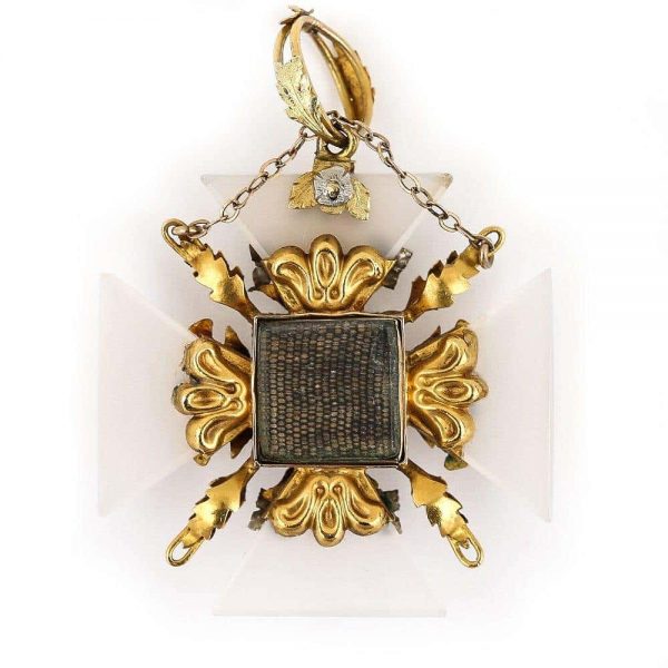 Antique Georgian 15ct Gold Chalcedony Maltese Cross Pendant and Chain, Circa 1830