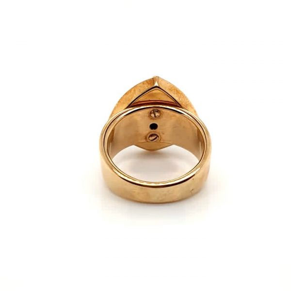 Hand Engraved and Enamelled 18ct Gold Ring