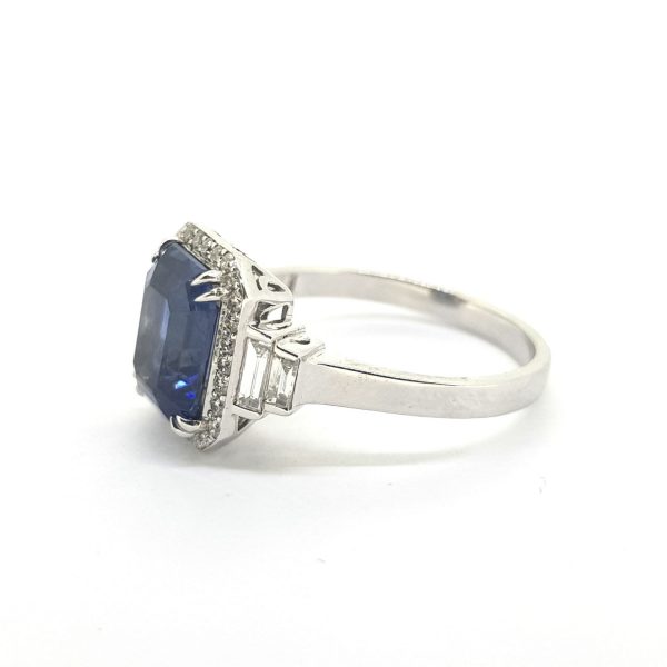 3.28ct Sapphire and Diamond Cluster Ring