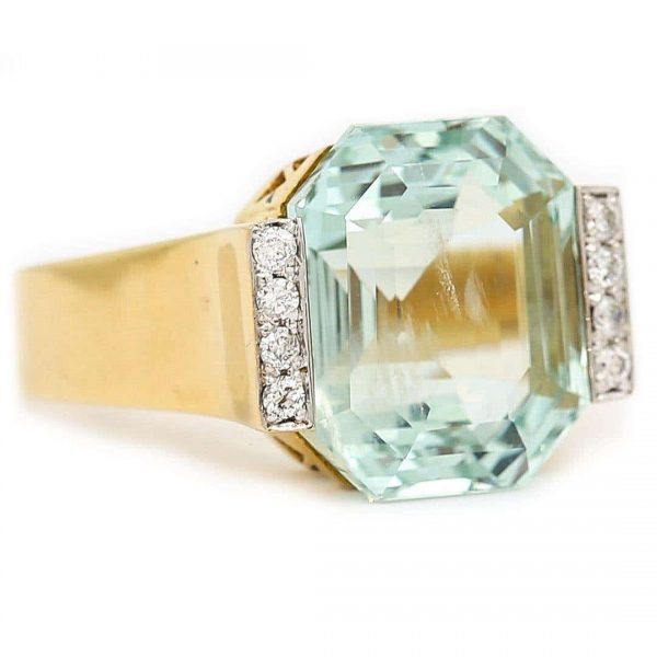 Vintage 14ct Gold 11.26ct Aquamarine and Diamond Art Deco Style Ring