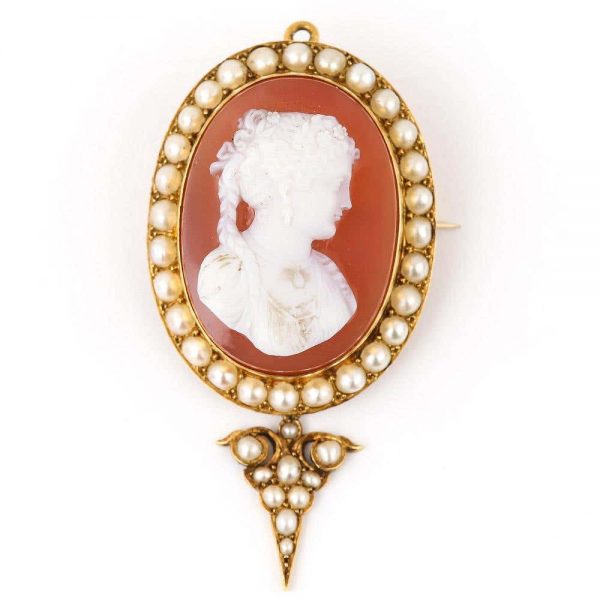 Antique Victorian Shell Cameo and Pearl Gold Pendant Brooch, circa 1890