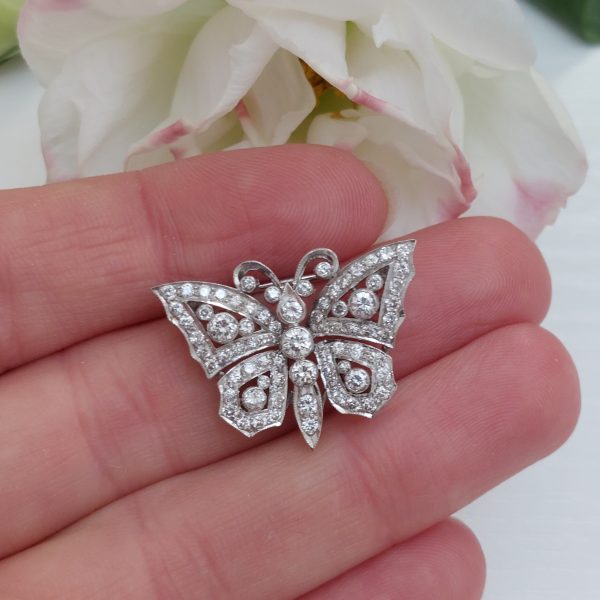 Contemporary 1.10ct Diamond Butterfly Brooch