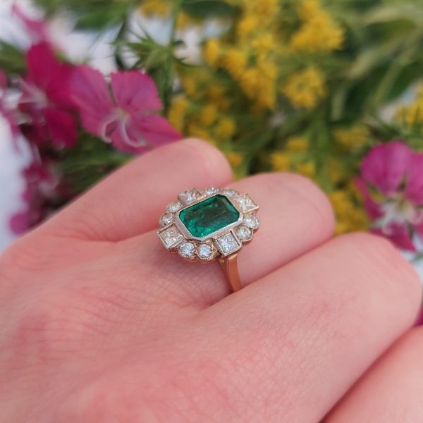 Vintage 1.50ct Emerald and Diamond Tablet Cluster Ring