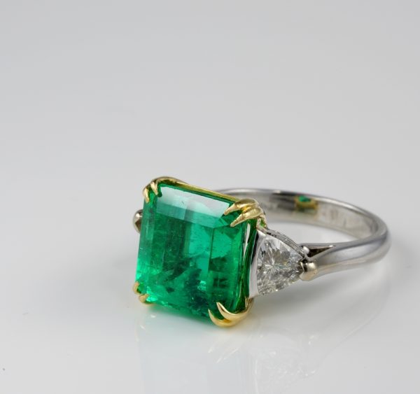 Magnificent Certified 6.81ct Colombian Emerald 1.60ct Diamond Trilogy Ring